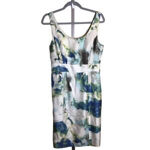 Banana Republic Women Silk Floral knee length Wide straps Dress Sz 8 White/Blue